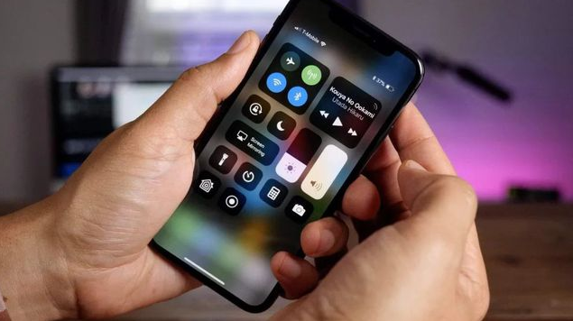 布拖苹果手机维修分享iPhone 12信号差怎么办 